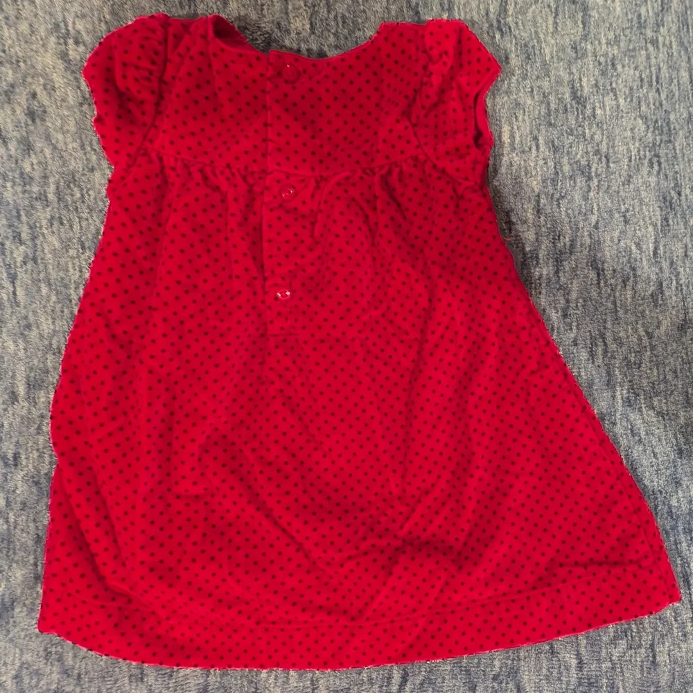 Carter's 9M Vibrant Red Baby Outfit